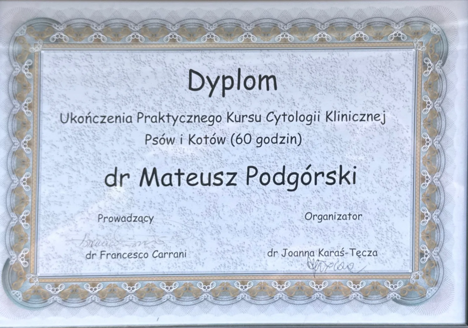 Clinical cytology of dogs and cats (60 hours)
